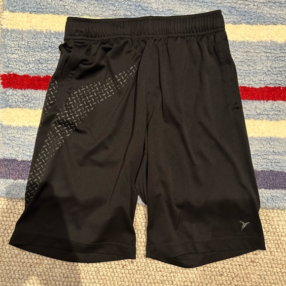 Old navy kids athletic shorts - Picture 1 of 3